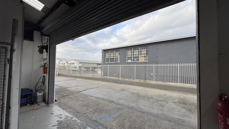 To Let commercial Property for Rent in Paarden Eiland Western Cape